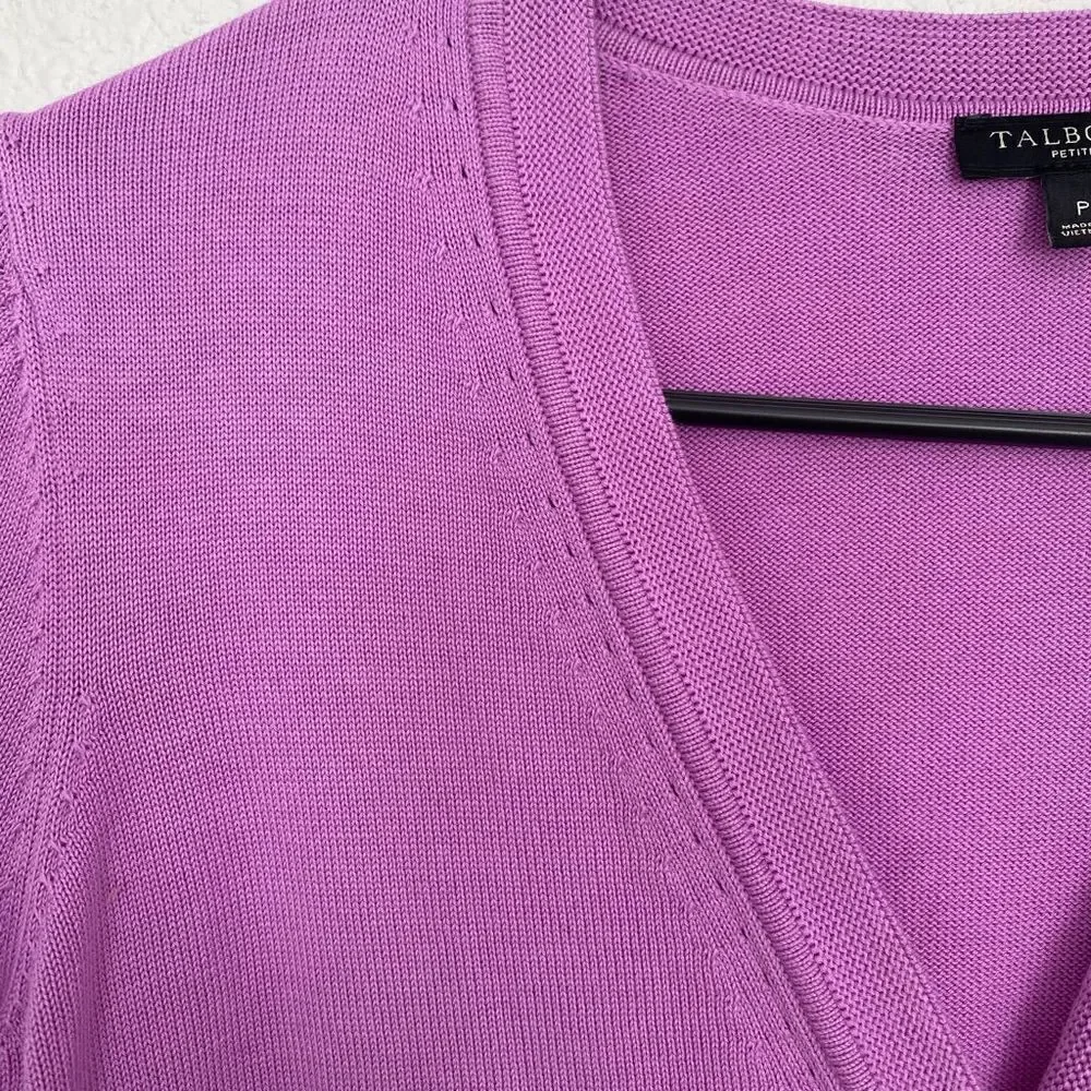 ⭐️Talbots GIRLFRIEND CARDIGAN - POINTELLE‎